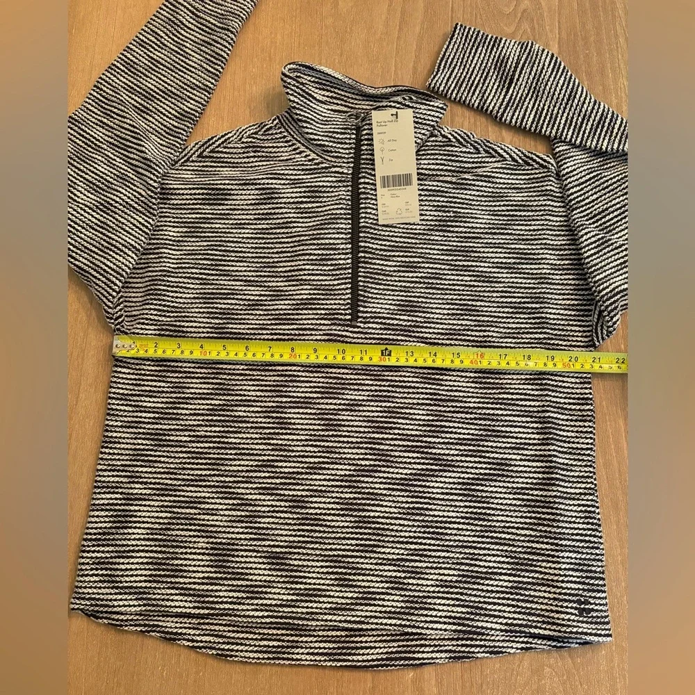 Sweaty Betty Rest Up Half Zip Pullover Small NWT Navy Blue White Stripe Pattern - Picture 15 of 16